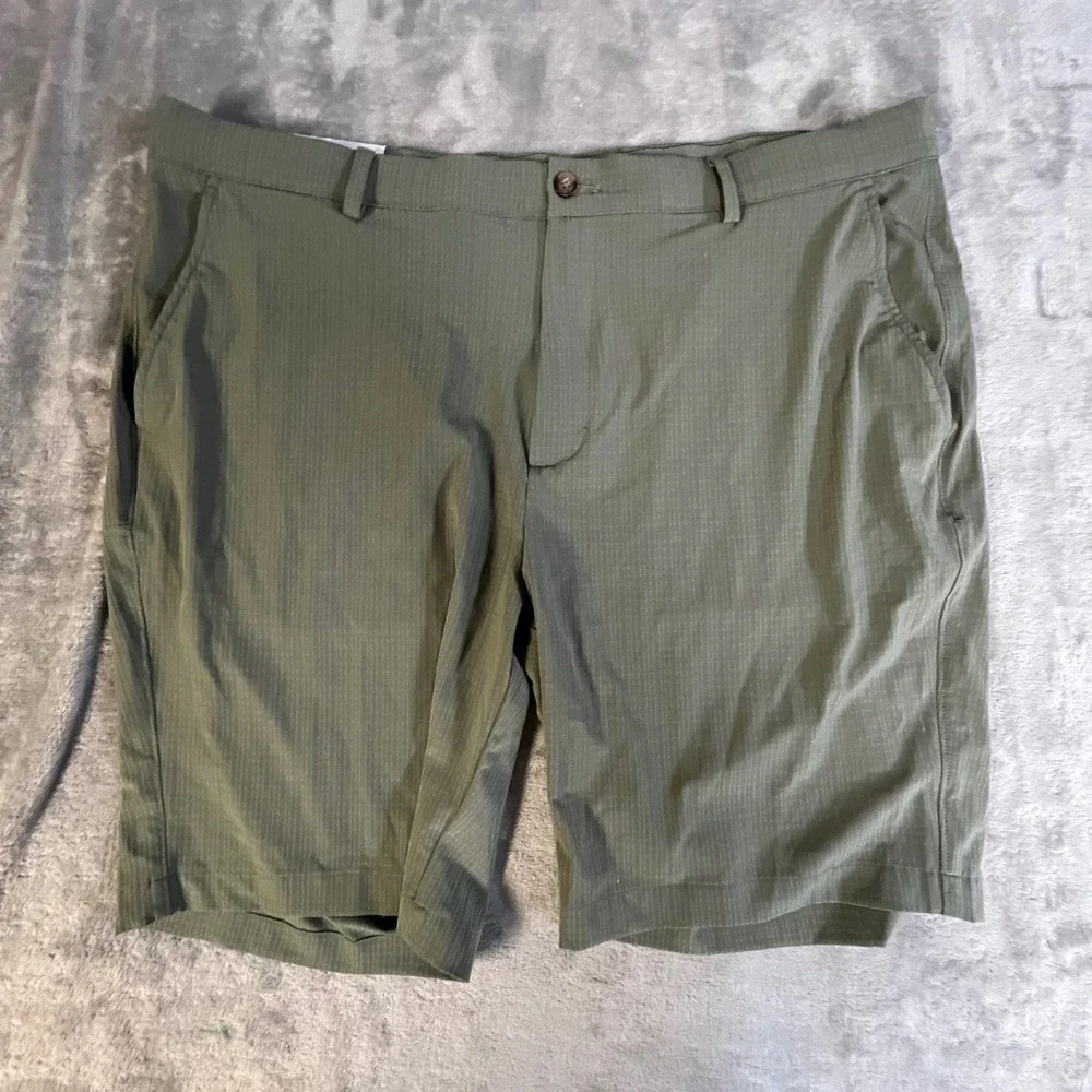 Greg Norman Stretch Short Mens 40 Green 9 Inch Inseam 4-Way‎ Stretch Golf